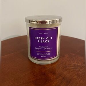 Bath & Body Works Single Wick Candle-Fresh Cut Lilacs